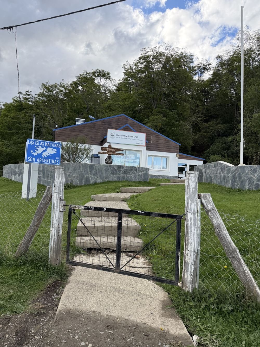 Escuela 44 Héroes ARA San Juan en Puerto Almanza, Tierra del Fuego