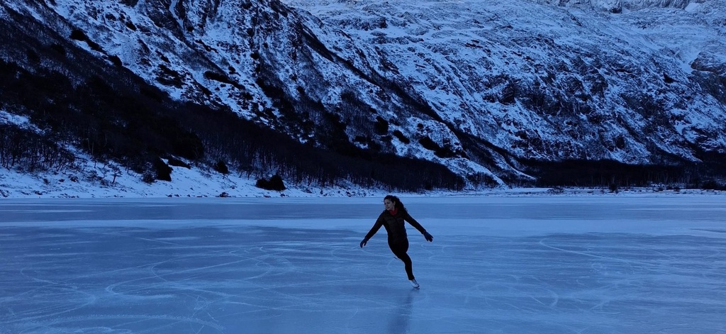Laguna Esmeralda Congelada