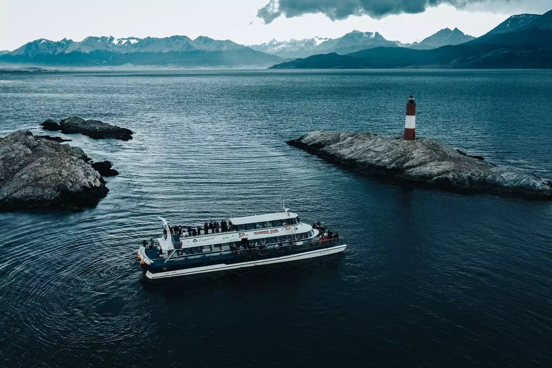 Navegação Canal Beagle, Farol e Leões-Marinhos – Catamarã (Adulto acima de 12 anos, AM)